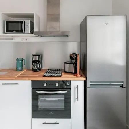 La Mer Apartment Caen